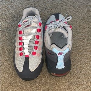 Nike Shoes - Nike Air Max Nike Shoes - Nike Air Max